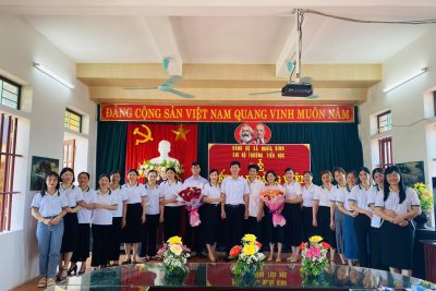 Chi bộ trường Tiểu học xã Nghĩa Bình – Kết nạp Đảng viên mới